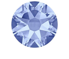 Laden Sie das Bild in den Galerie-Viewer, DELUXE BÄR SITZEND CA. 40CM DUNKEL ROT